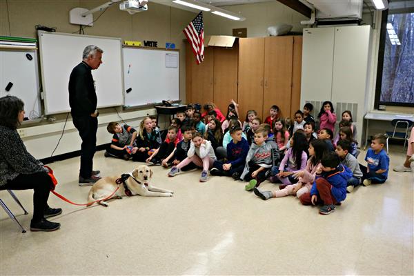 Second grade students meet Christi, the Seeing Eye Ambassador 